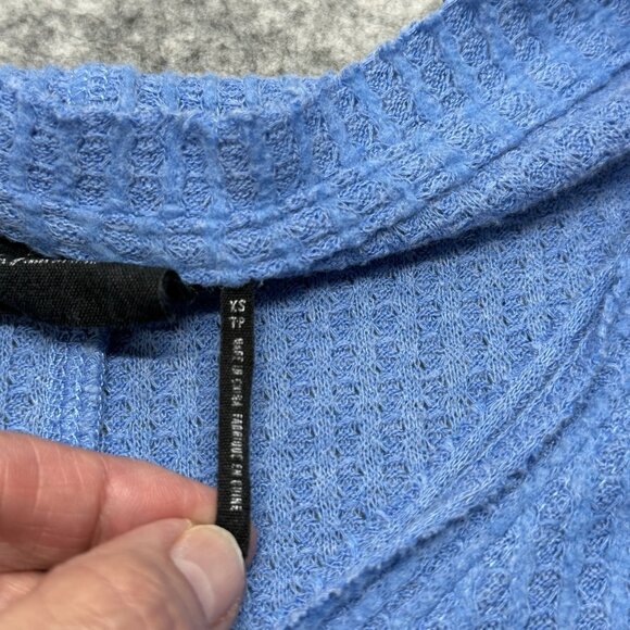 Urban Outfitters Out From‎ Under Jojo Waffle Knit Top Womens XS Blue Button Boxy - Picture 6 of 9